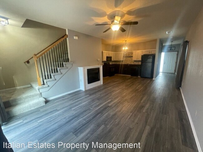 Building Photo - 3 br, 2.5 bath House - 816 Oakbrook