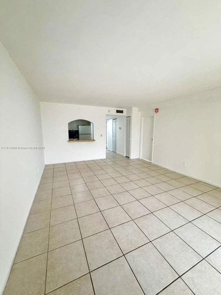 Photo - 13499 Biscayne Blvd Apartment
