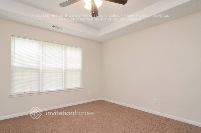 Foto del edificio - 1092 Meadow Glen Cir