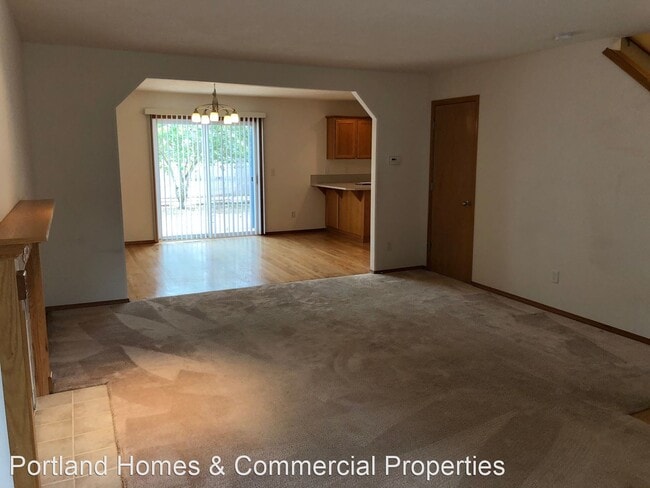 Building Photo - 4 br, 2.5 bath House - 6340 SE 90th Ave.