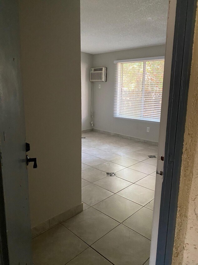 65 Apartments for Rent in CA Westside Rentals