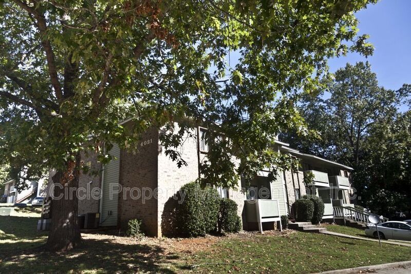 Primary Photo - 4021 Hunters Ridge Dr SW