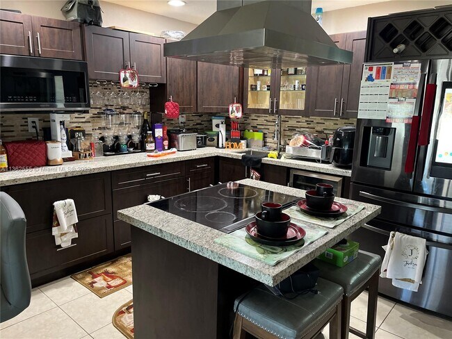 Foto del edificio - 1701 NW 51st Ave