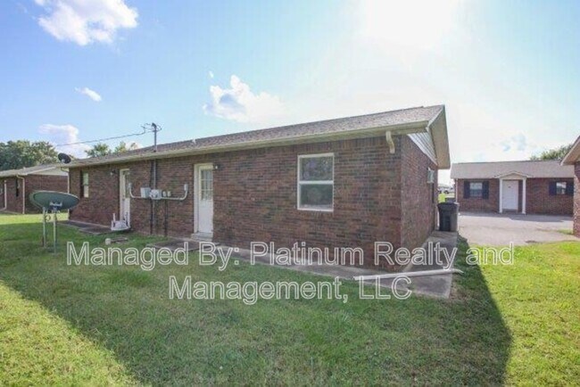 Foto del edificio - 10-410 Thompsonville Ln