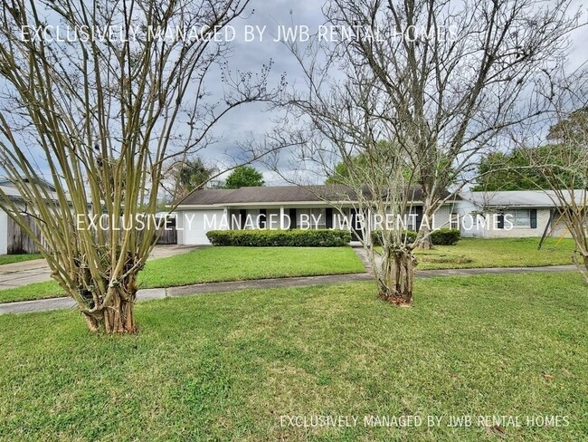 Building Photo - 3140 Kegler Dr