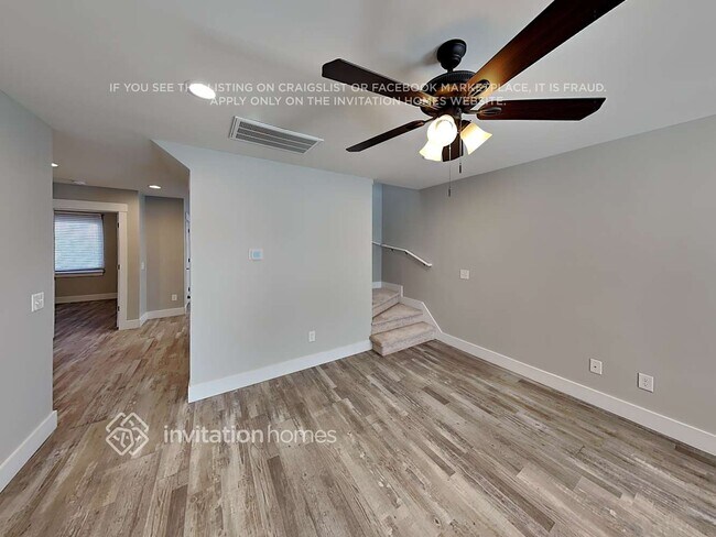 Foto del edificio - 524 W Main St