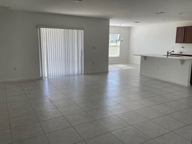 Building Photo - 1429 Lucerne Loop Road NE
