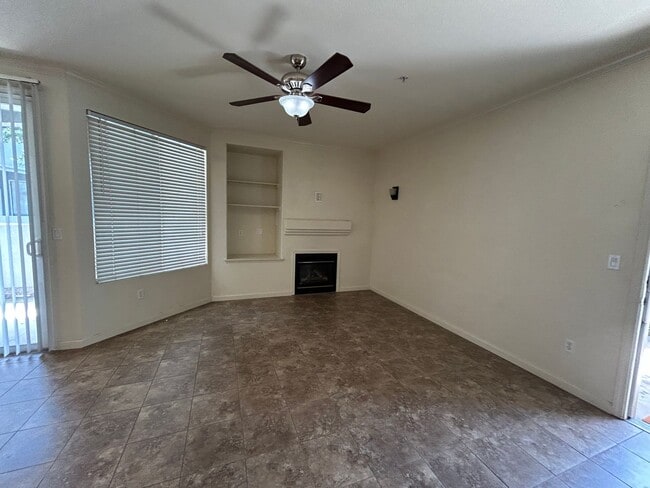 Building Photo - Adorable Condo in Gated Community