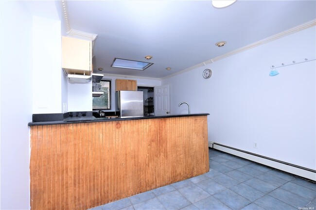 Building Photo - 241 55th St
