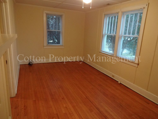 Foto del edificio - 2BR/1BA Home near Cargo District - $1,050/...