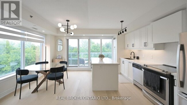 Building Photo - 701 Sheppard Ave W