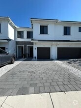 Building Photo - 10933 SW 235th Ln
