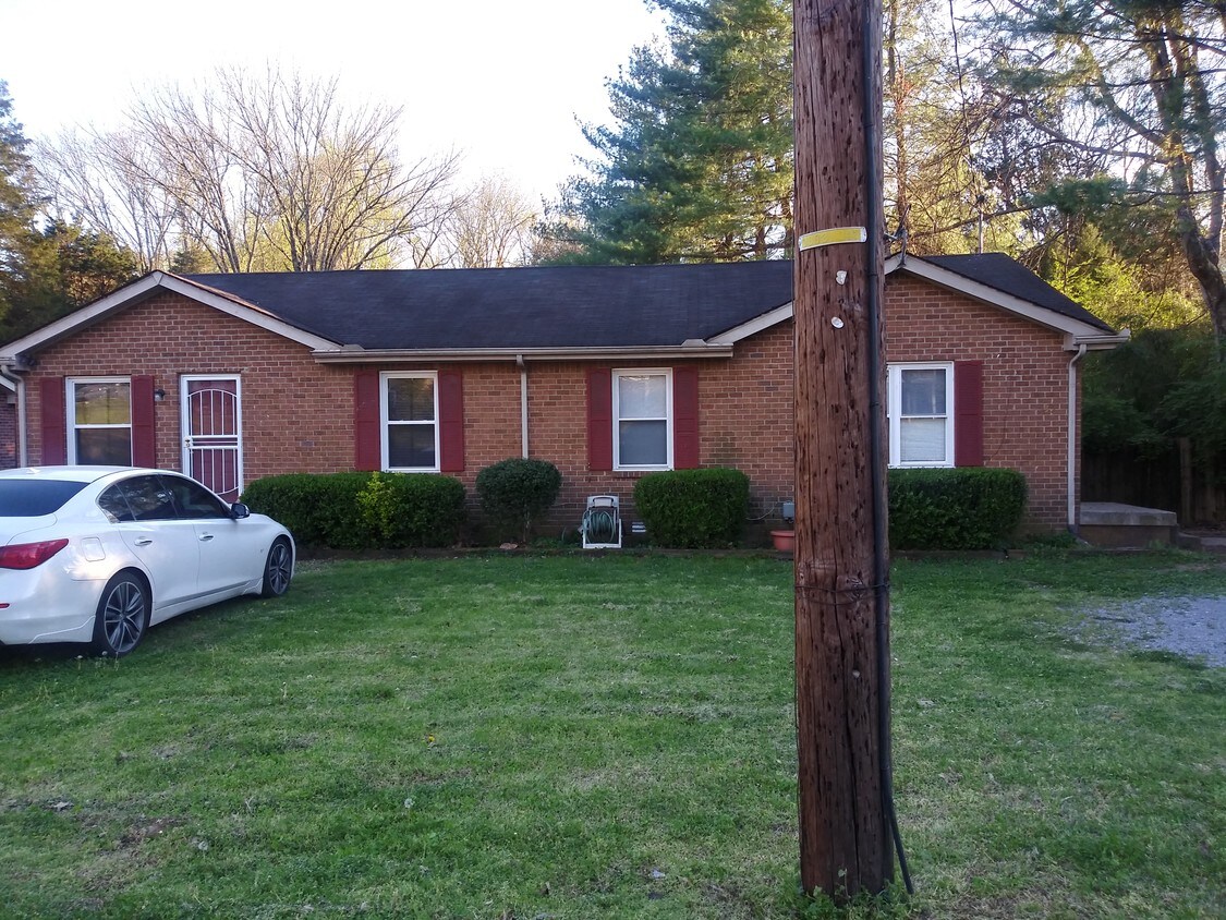 Front of Duplex - 535 Rockwood Dr