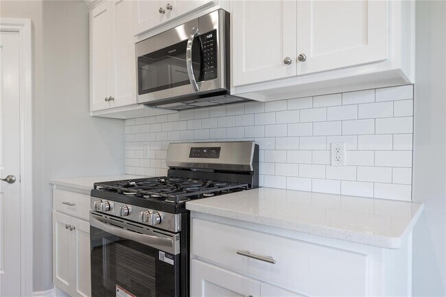 Foto del edificio - 1013 SE 30th St