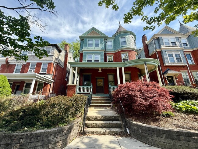 Photo - 1610 N Broom St House