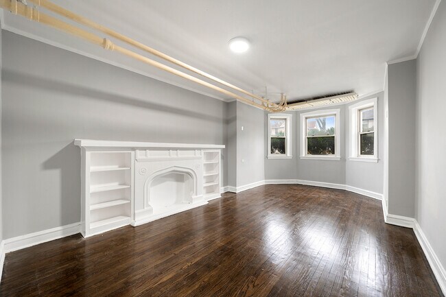 Building Photo - 7666 S South Shore Dr