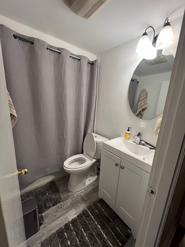 Foto principal - 145 Endicott St