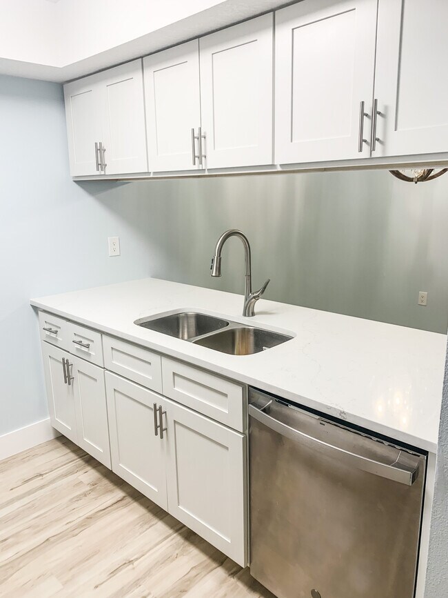 162 San Paulo Ct Unit 6162, West Melbourne, FL 32904 Condo for Rent