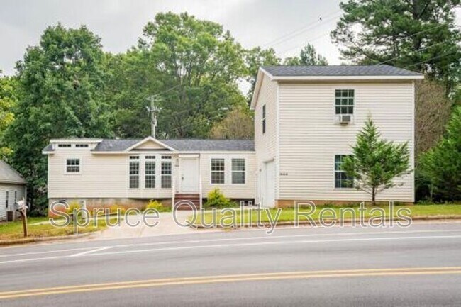 Building Photo - 2612 Lineberry Dr