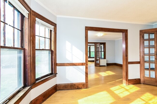 Foto del edificio - 509 6th St SE