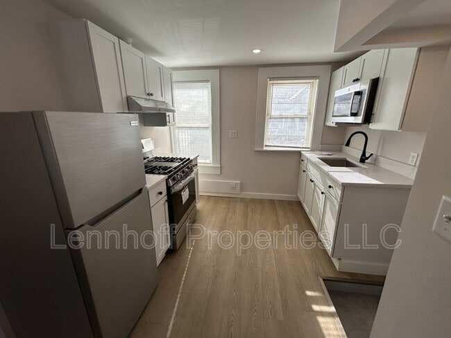 Photo - 31 Hilton St Apartment