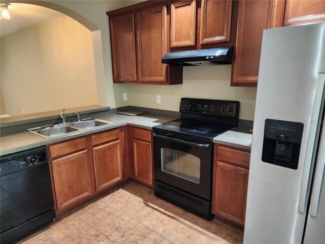 Building Photo - 15924 Fishhawk Creek Ln