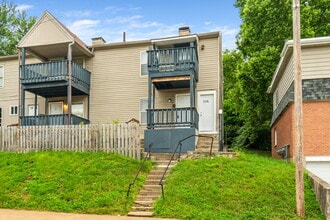 Building Photo - 218-218 Klee Ave