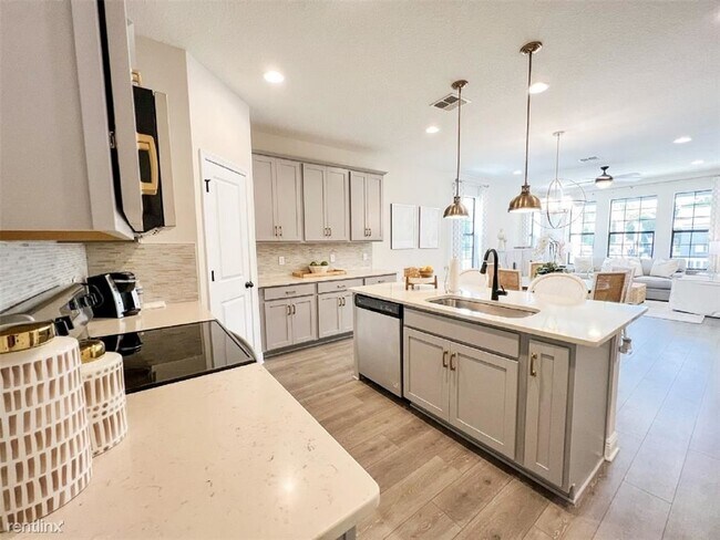 Building Photo - 3 br, 2 bath House - 1152 R Spotted Sandpi...