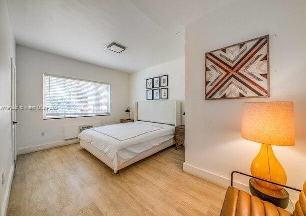 Foto principal - 5155 NE 3rd Ct