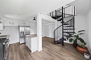 Foto del edificio - 7616 Elm St