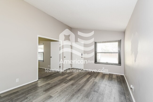 Building Photo - 1353 Green Pasture Dr