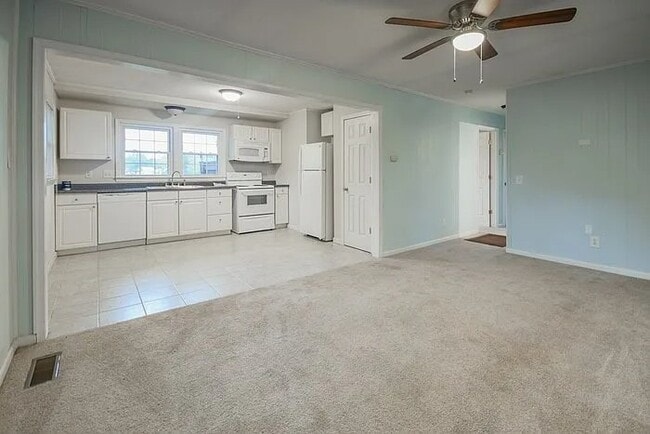 Building Photo - 68 Belvedere Ct