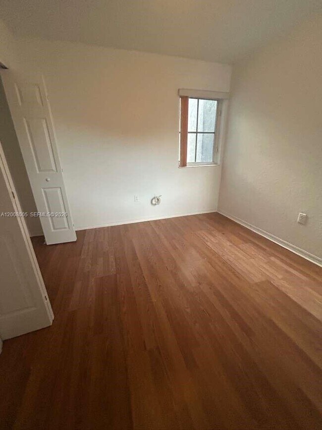 Foto del edificio - 760 SW 6th Ct