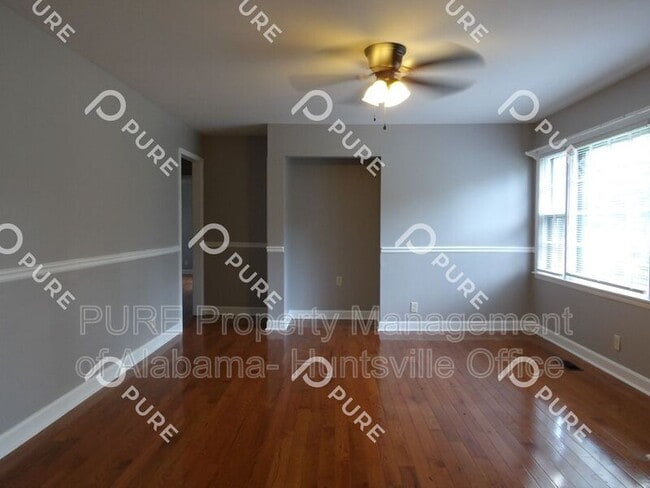 Building Photo - 2108 Linde St NW