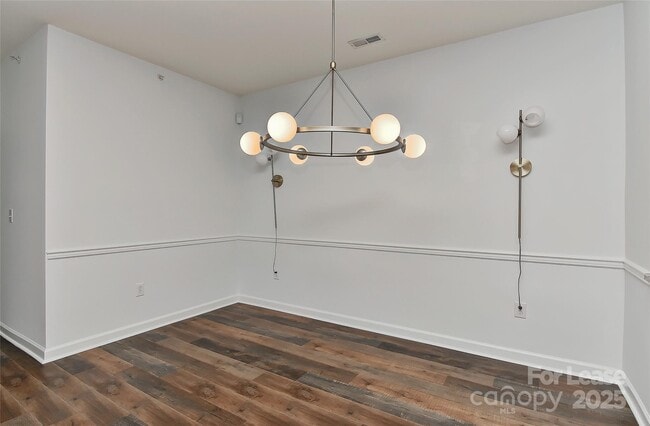 Building Photo - 17109 Red Feather Dr