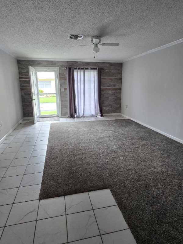 Foto del edificio - 843 Cambridge Ct