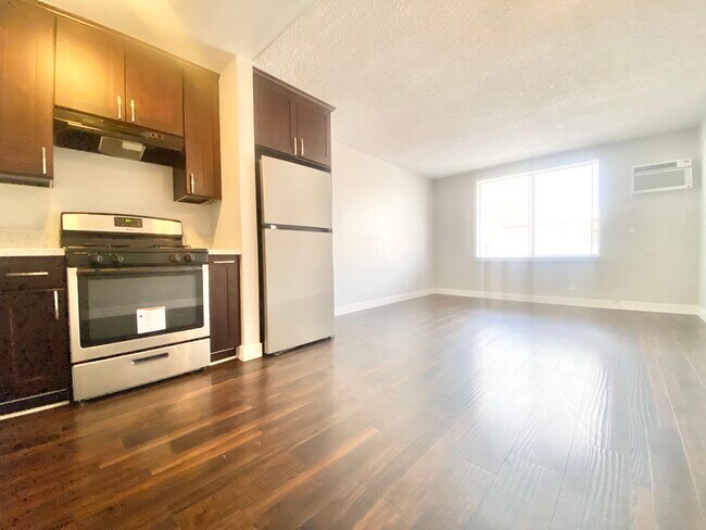 Foto del edificio - 1911 W 2nd St