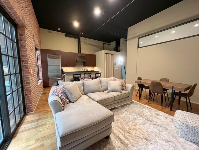 Foto del edificio - 120 Mamaroneck Ave