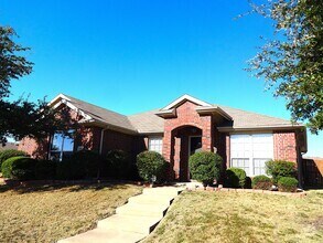 Building Photo - 2101 Harvester Dr