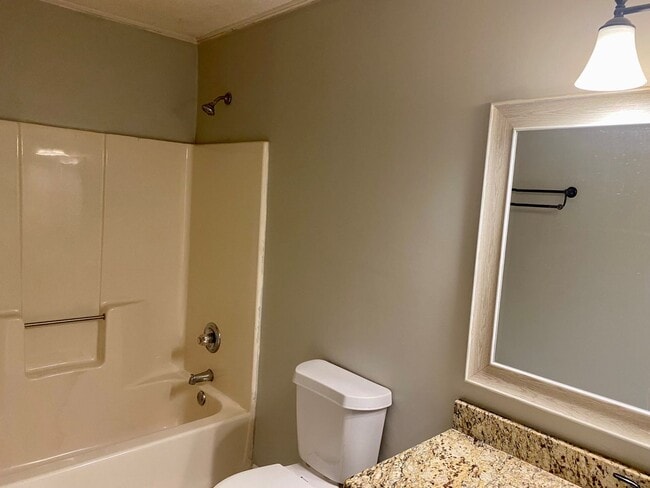 Building Photo - 117 Morallion Hills: Spacious ranch home w...