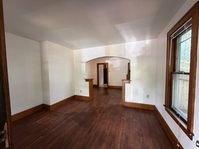 Foto del edificio - 789 Ebner St