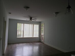 Building Photo - 4021 Blackstone Dr