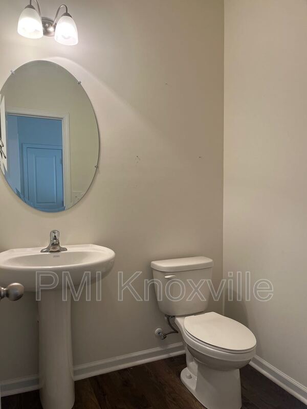 Building Photo - 3012 Sagegrass Dr