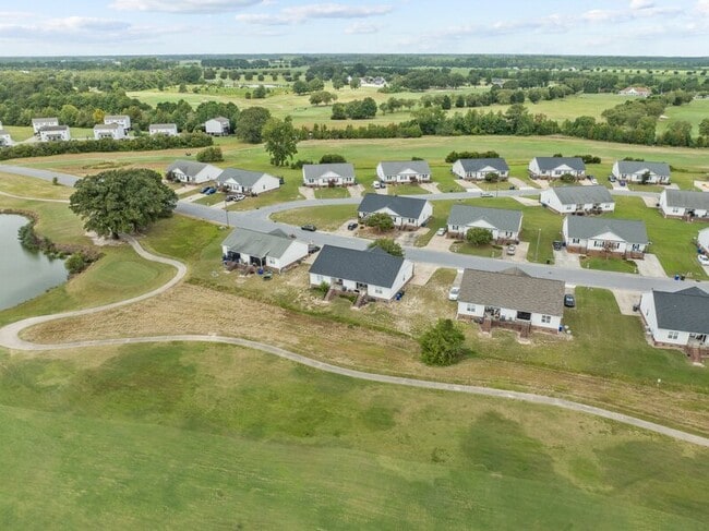 Photo - 5110 Deveron St Apartment