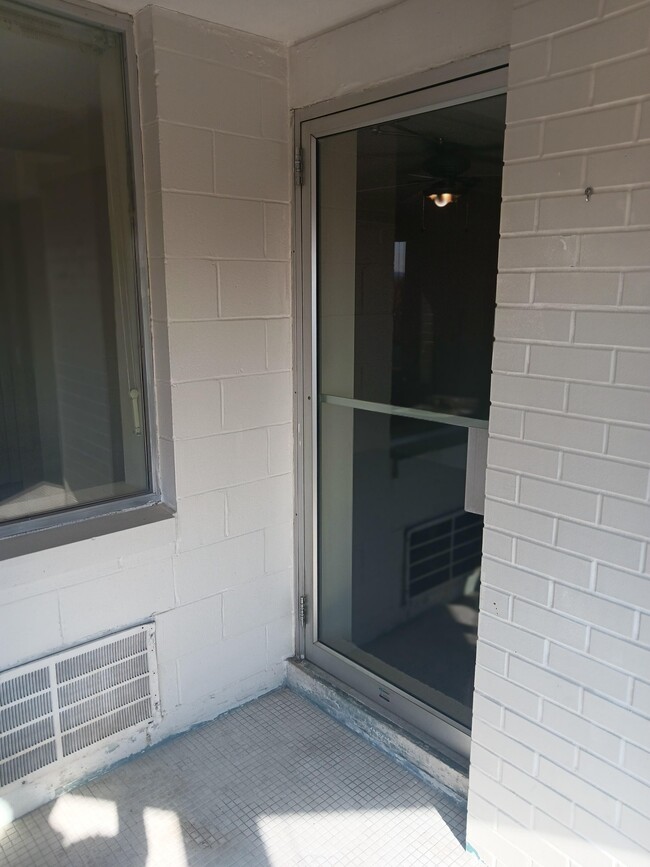 2nd Bedroom Sun Room Entrance - 101 Mulberry St