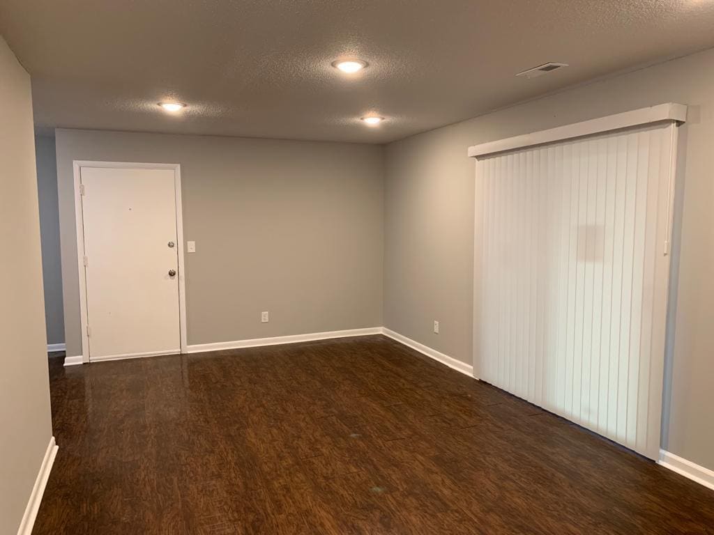 Primary Photo - 1125 N 32nd St