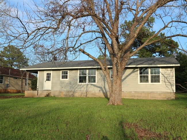 Building Photo - 210 Joseph St