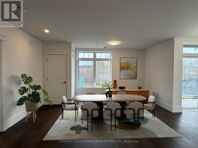 Building Photo - 12 Clara Dr