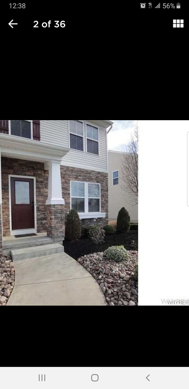 Building Photo - 7054 Lakeside Dr