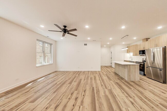 Foto del edificio - 5126 S Kenwood Ave